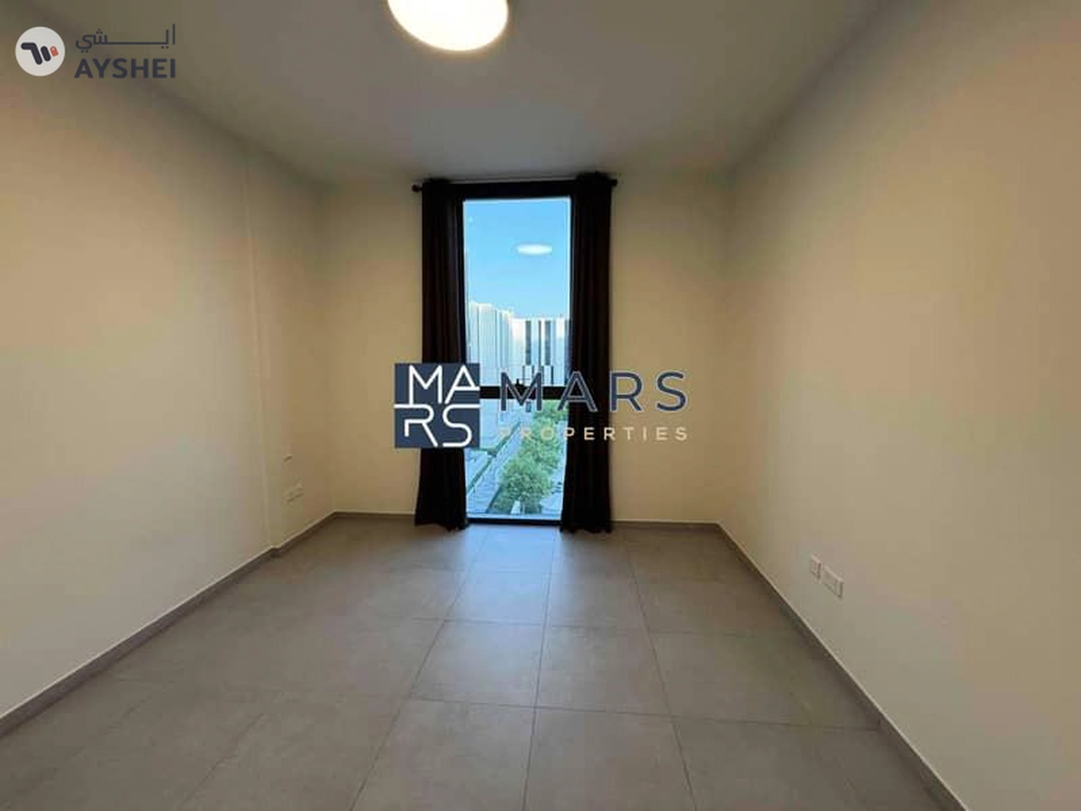 The Cozy & Stunning Studio with Pool View for Rent-4-4