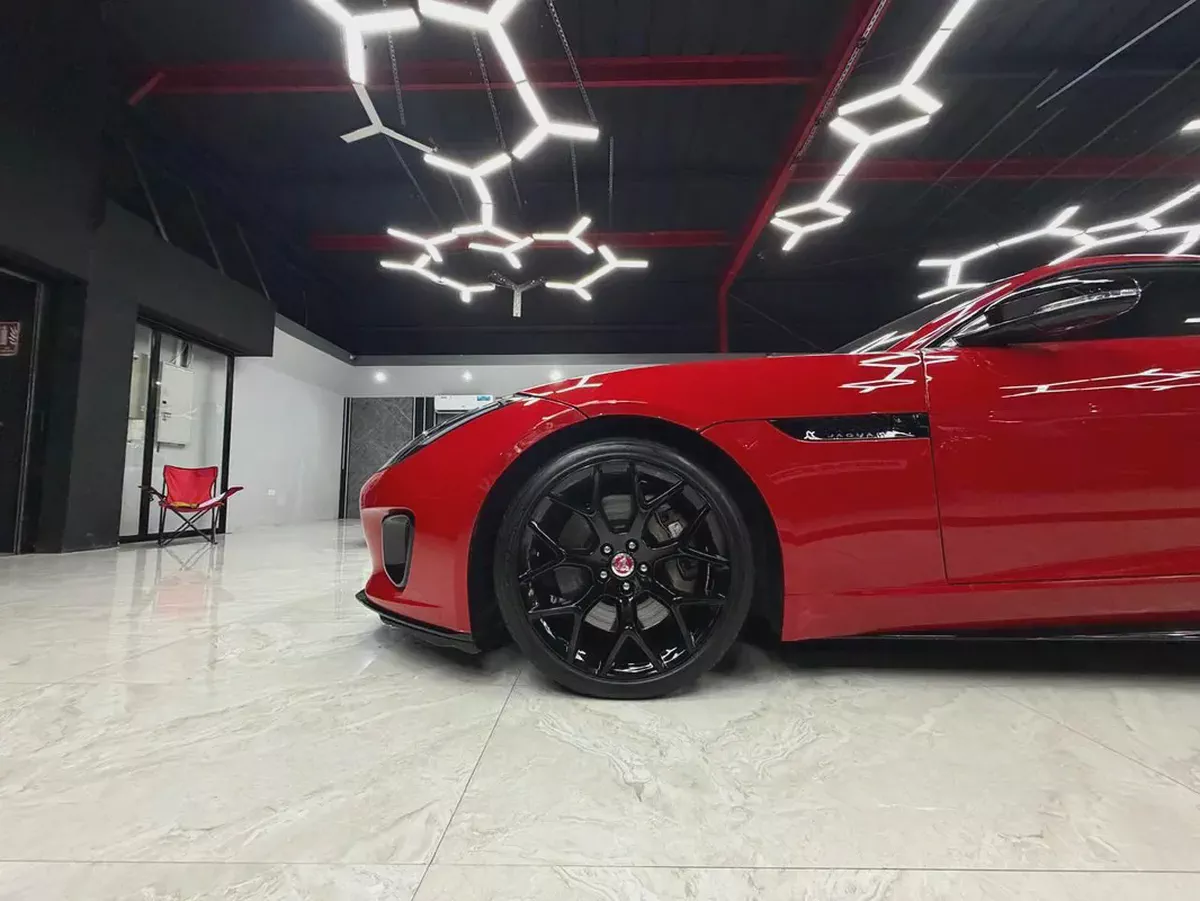 Black Edition | Jaguar F Type R Dynamic | GCC Specs-6-6