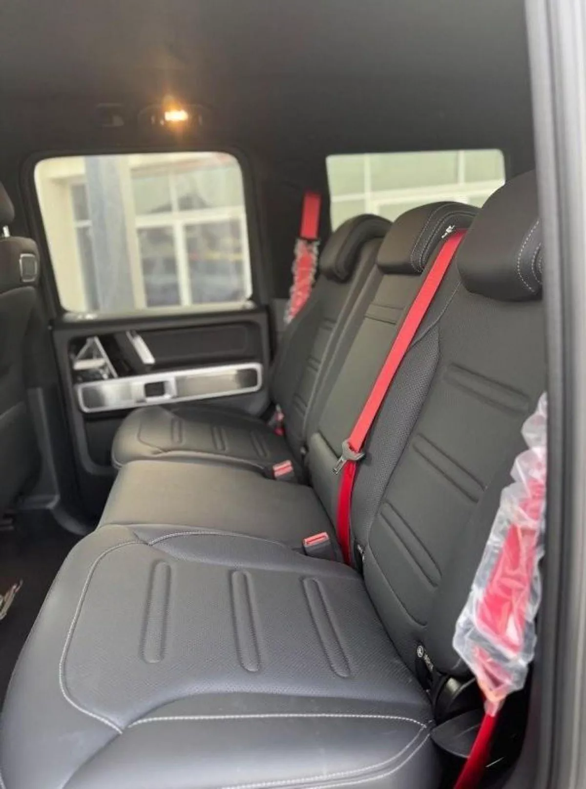Mercedes Benz G500 STD Mercedes-Benz G 500 G Class-12-0