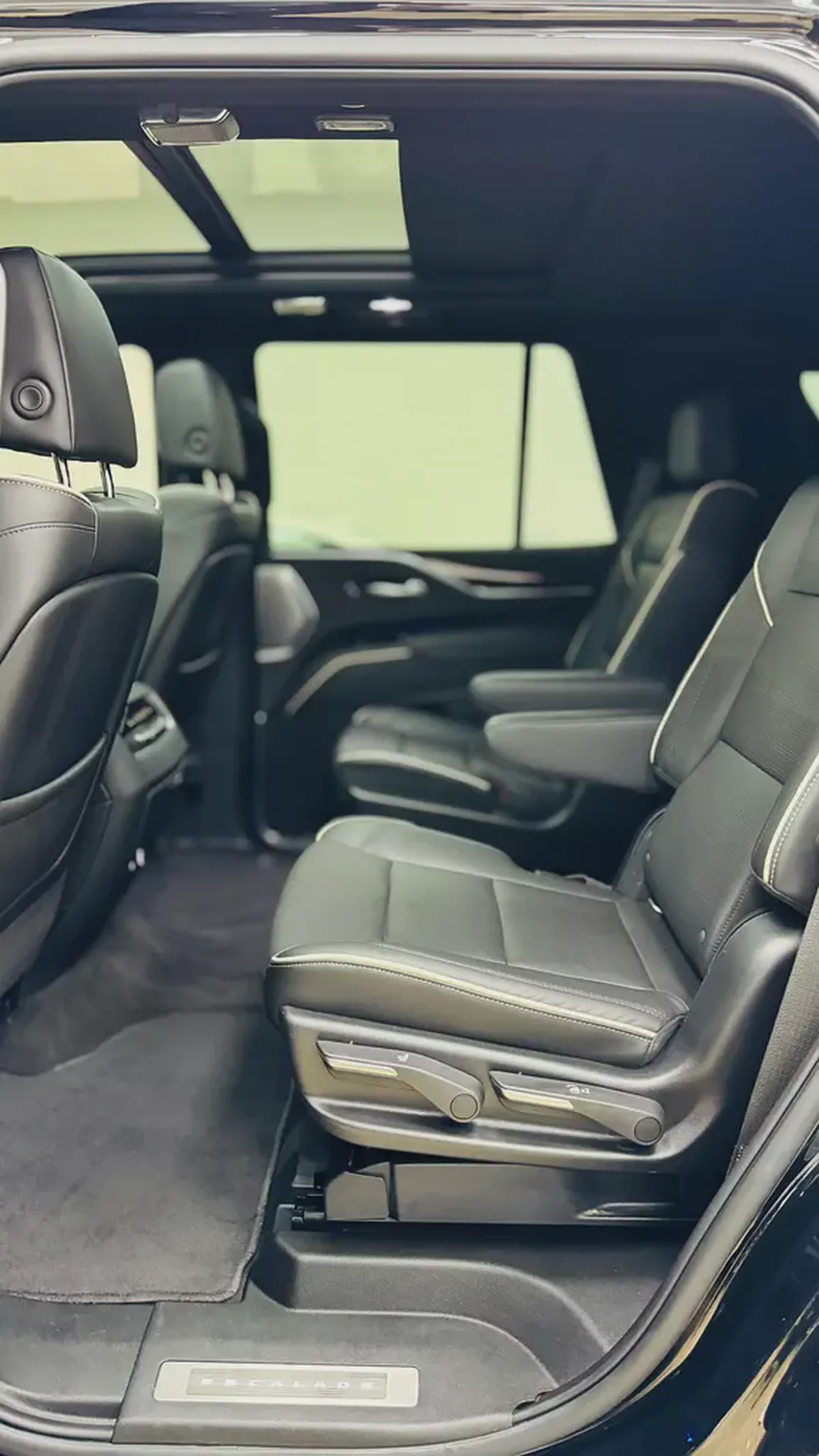 2022 Cadillac Escalade Platinum Orignal Paint-16-16
