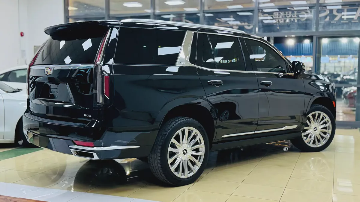 2022 Cadillac Escalade Platinum Orignal Paint-4-4