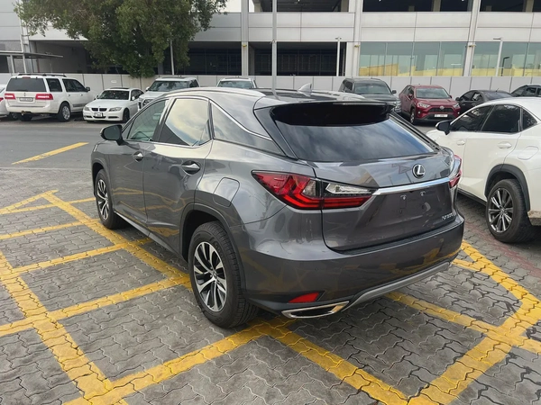 2022 Lexus RX 350h Premier - American Specs - GCC Resale