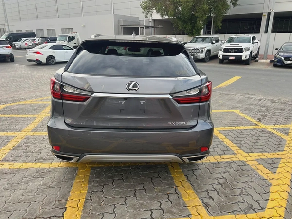 2022 Lexus RX 350h Premier - American Specs - GCC Resale