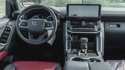 2026 Toyota Land Cruiser VXR 3.5L Twin-Turbo AT Petrol (Black-Red) Omani-13