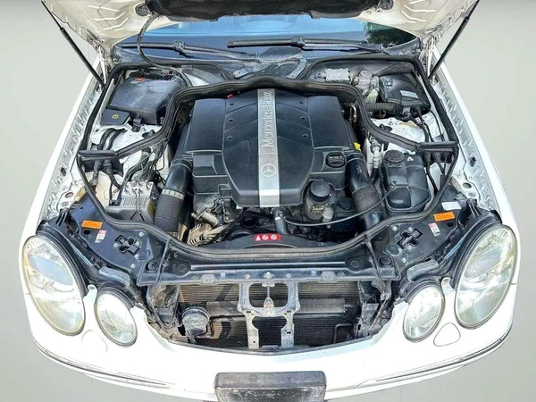 BENZ E320 | 2004 | CLEAN CAR | JAPAN IMPORT