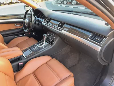 SUPER CLEAN AND POWERFULL V10 Audi S8 4.0 TFSI quattro, JAPAN IMPORTED-10