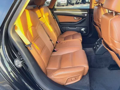 SUPER CLEAN AND POWERFULL V10 Audi S8 4.0 TFSI quattro, JAPAN IMPORTED-15
