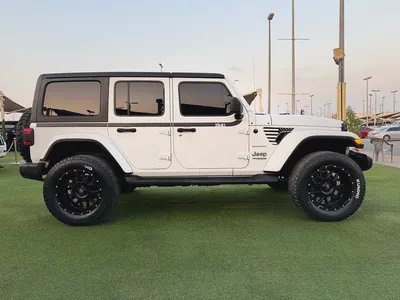 2019 Jeep Wrangler Unlimited Sahara - American Specs-2