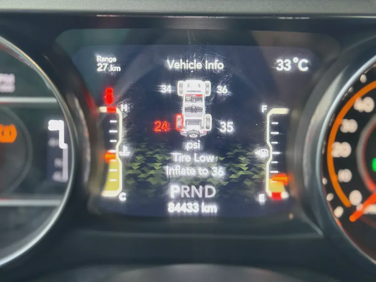 2019 Jeep Wrangler Unlimited Sahara - American Specs-10-10