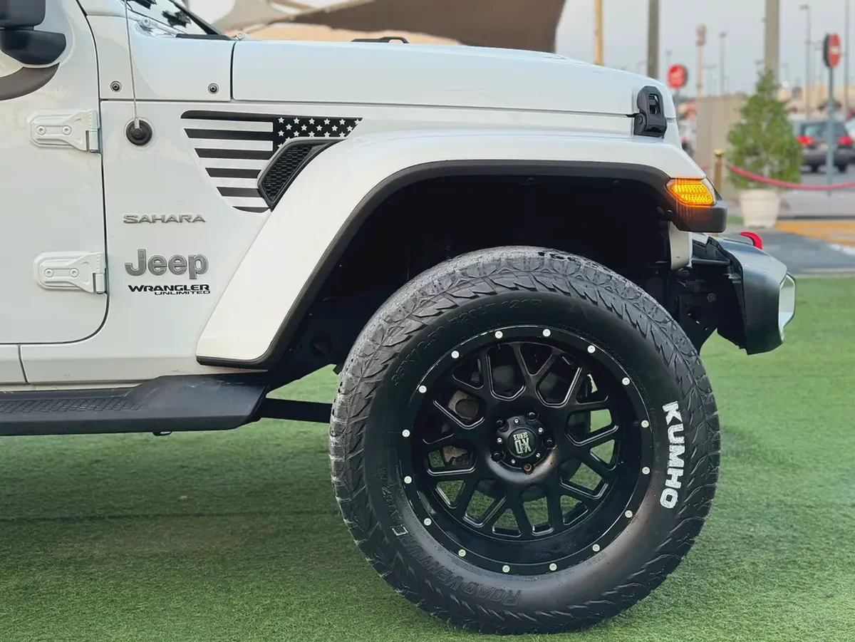 2019 Jeep Wrangler Unlimited Sahara - American Specs-3-3
