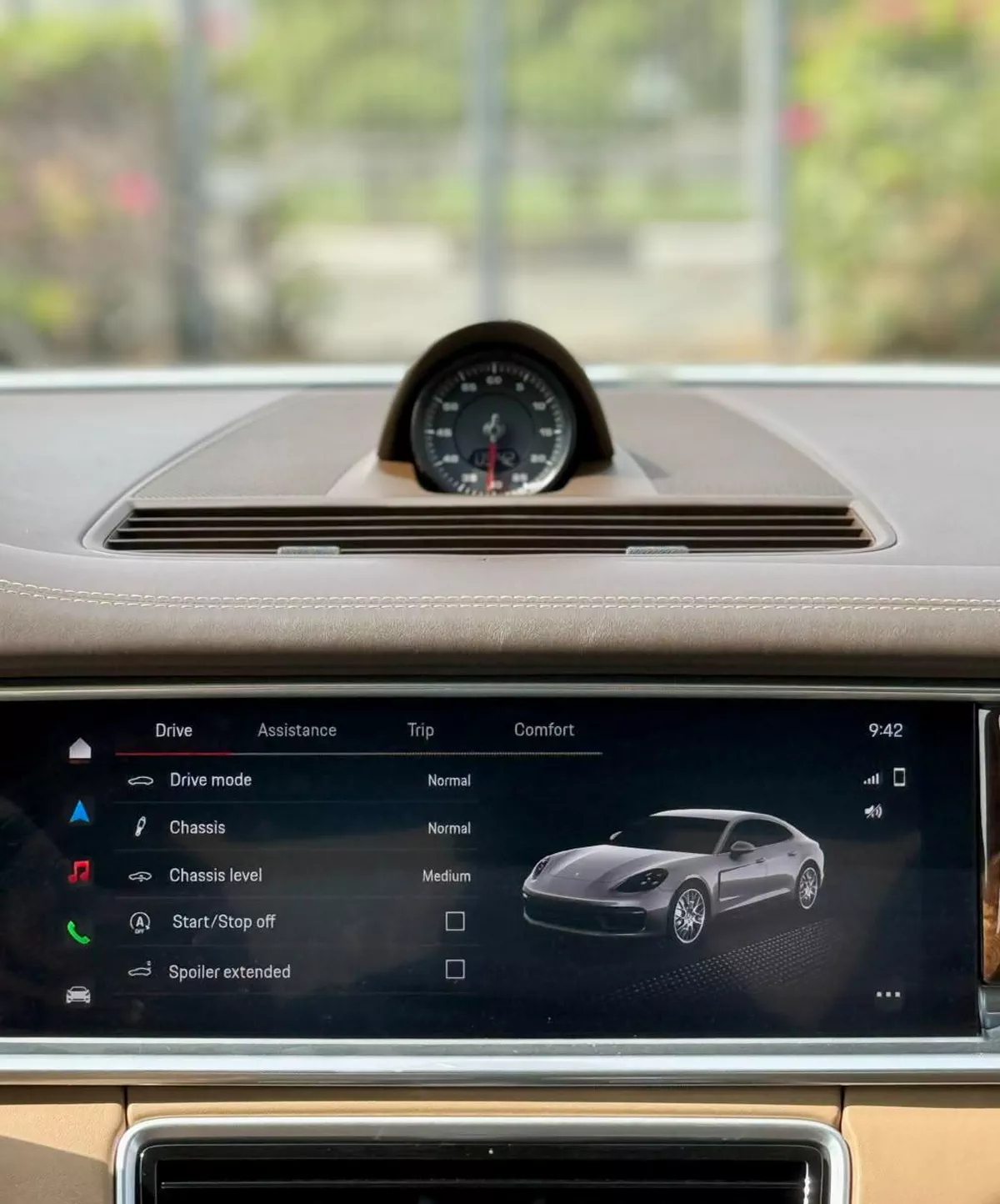 PORSCHE PANAMERA l GCC SPEC l FULL SERVICE HISTORY l UNDER WARRANTY TILL SEPTEMBER 2026 l-2-2