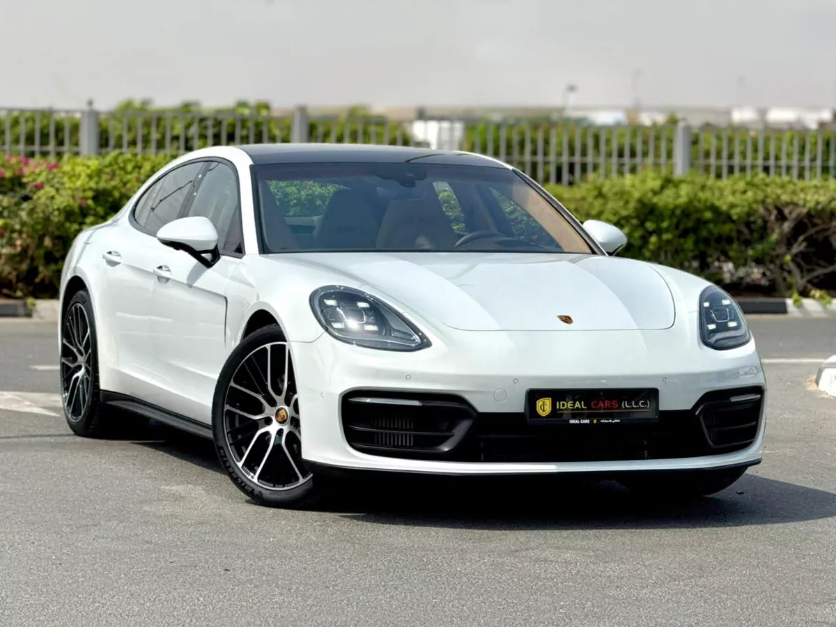 PORSCHE PANAMERA l GCC SPEC l FULL SERVICE HISTORY l UNDER WARRANTY TILL SEPTEMBER 2026 l