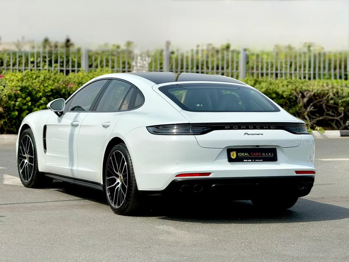 PORSCHE PANAMERA l GCC SPEC l FULL SERVICE HISTORY l UNDER WARRANTY TILL SEPTEMBER 2026 l-6-6
