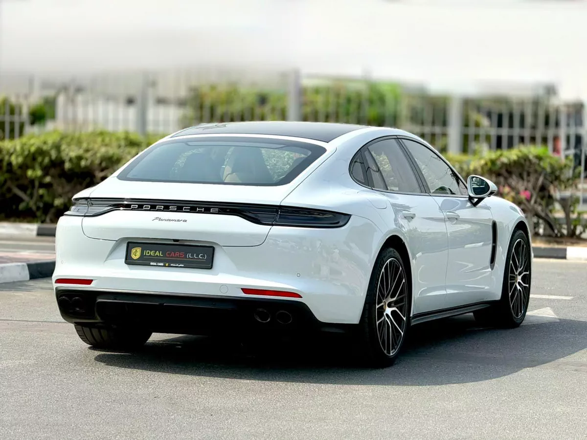 PORSCHE PANAMERA l GCC SPEC l FULL SERVICE HISTORY l UNDER WARRANTY TILL SEPTEMBER 2026 l-12-12