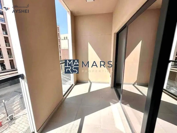 Balcony Studio | Pool | Parking | Gym