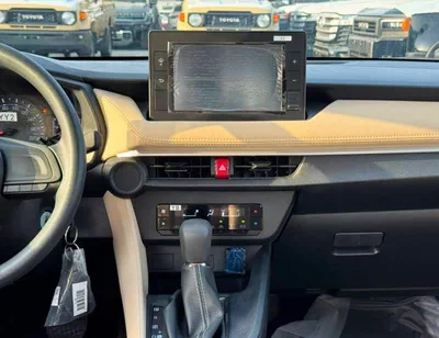 Toyota Yaris E  STANDRAD OPTION || 1.5L PETROL V4 | FABRIC SEATS | DVD | REAR PARKING SENSOR (CODE # YREO)-12