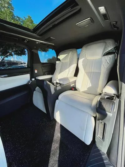 Lexus LM 300h 2021 European Specs Luxury MPV-9