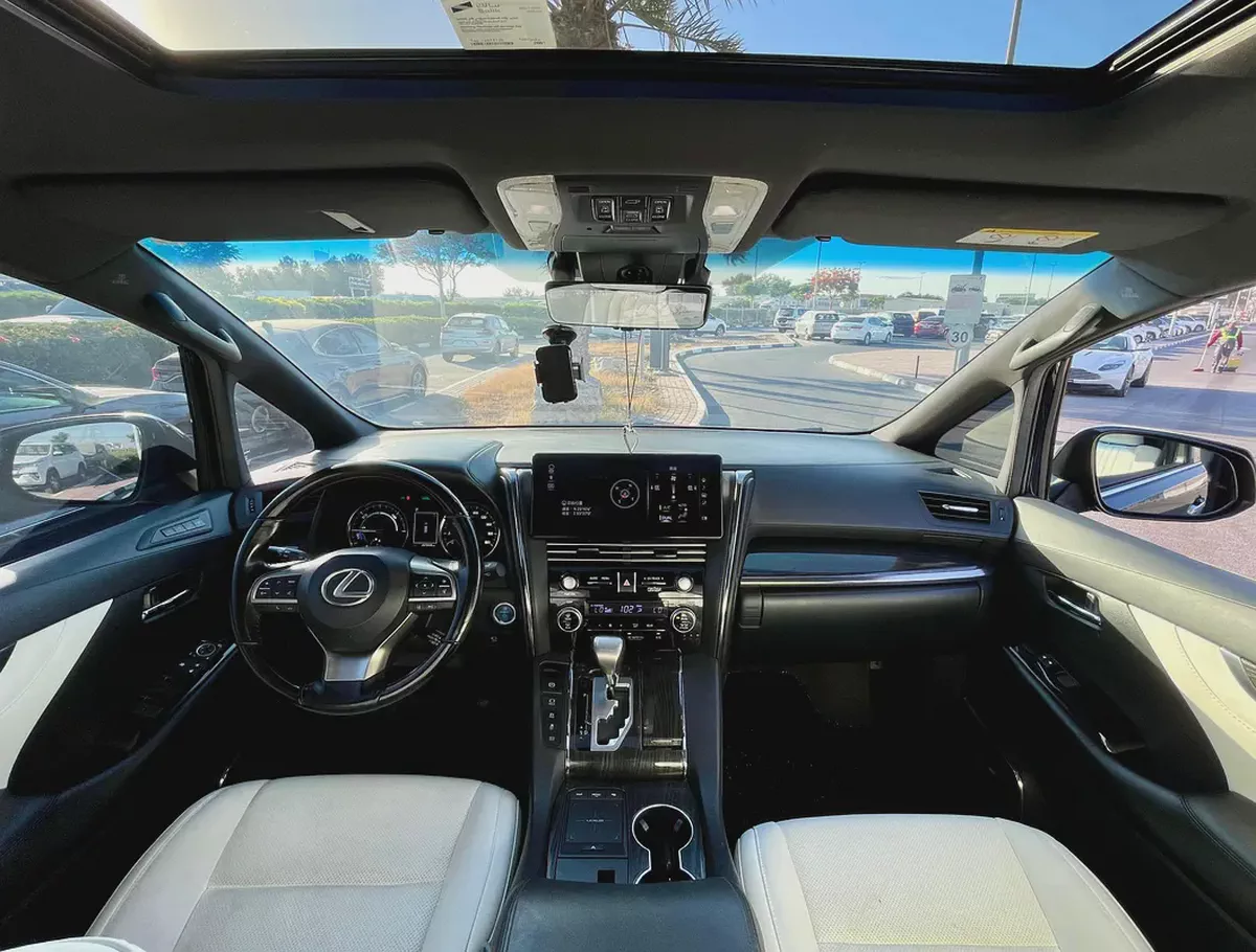 Lexus LM 300h 2021 European Specs Luxury MPV-10-10