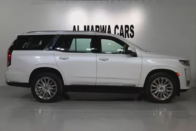 Cadillac Escalade Sport 2022 | GCC Specs | Low Mileage | Full Luxury-4