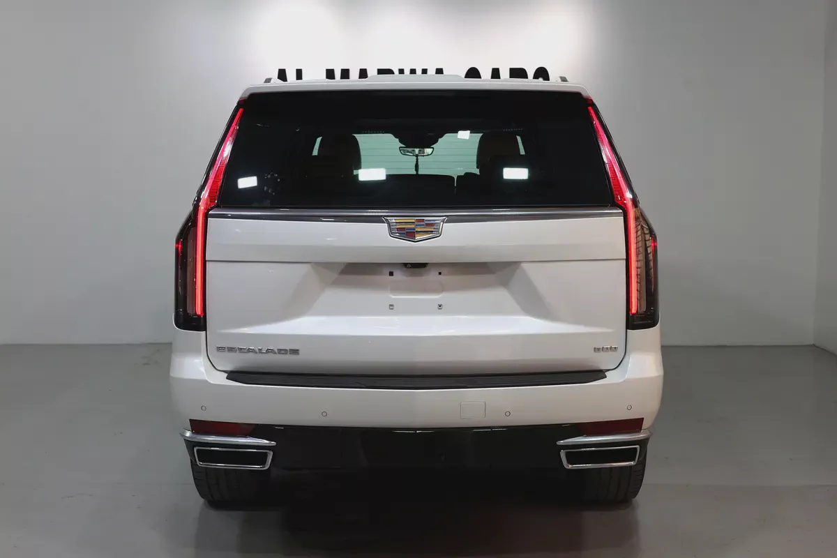 Cadillac Escalade Sport 2022 | GCC Specs | Low Mileage | Full Luxury-6-6