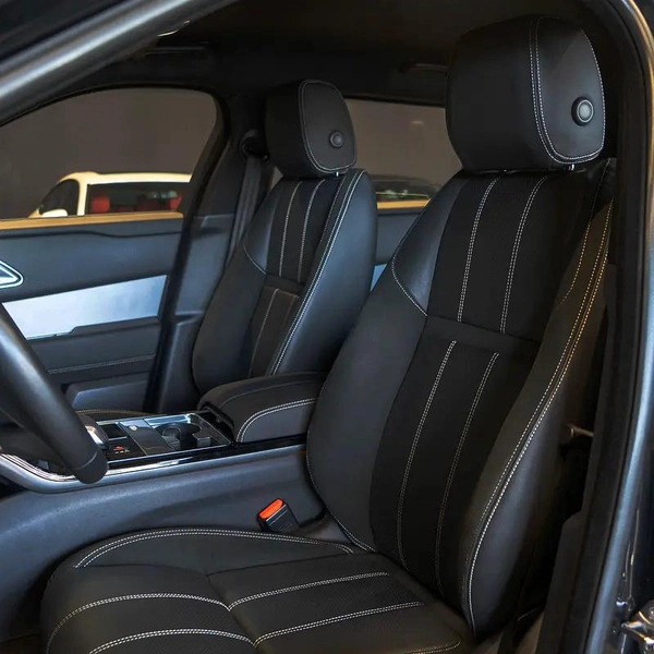 AED 3,353 pm • 0% Downpayment • Range Rover Velar P250 S • 1 Year Warranty