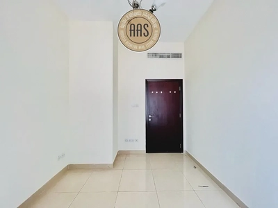 Near to pond park 3bhk with Balcony Wardrobes-4