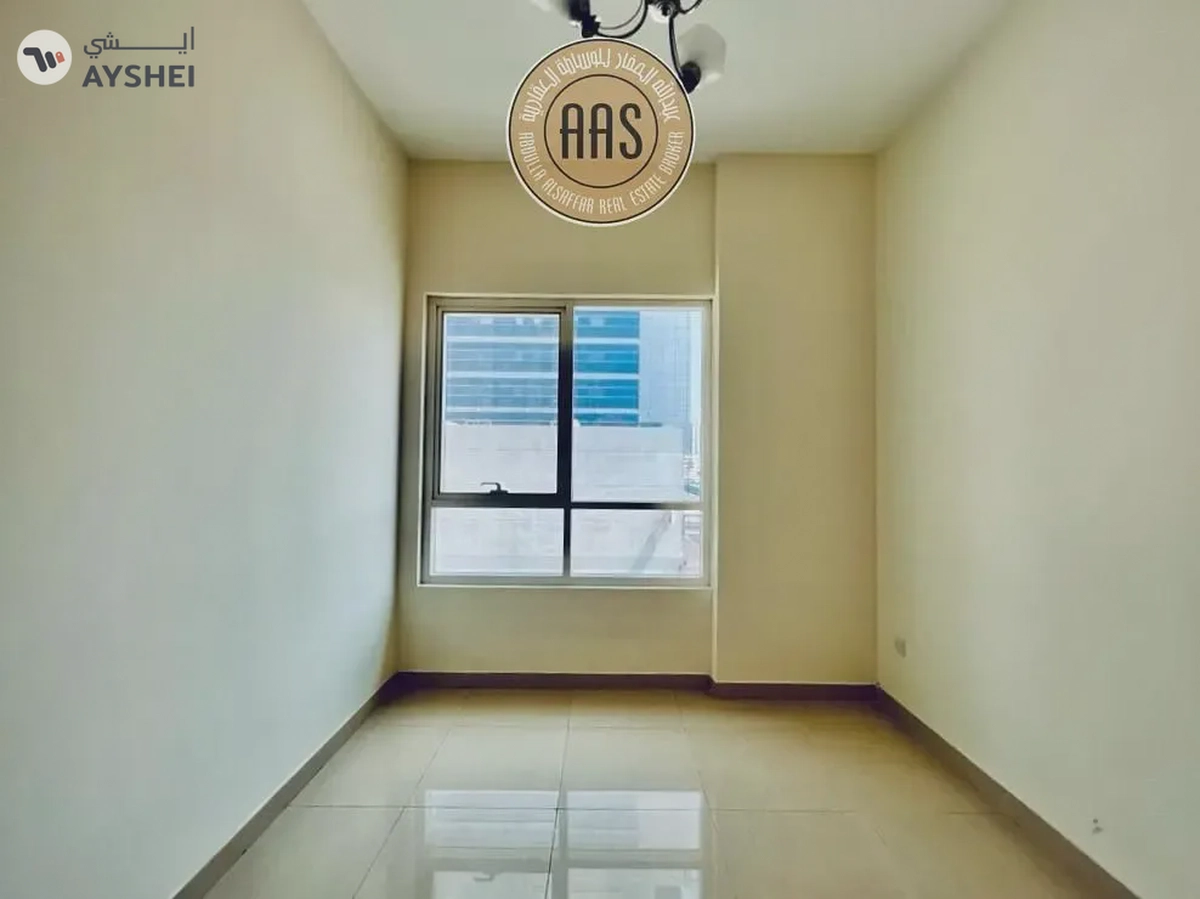 Near to pond park 3bhk with Balcony Wardrobes-7-7