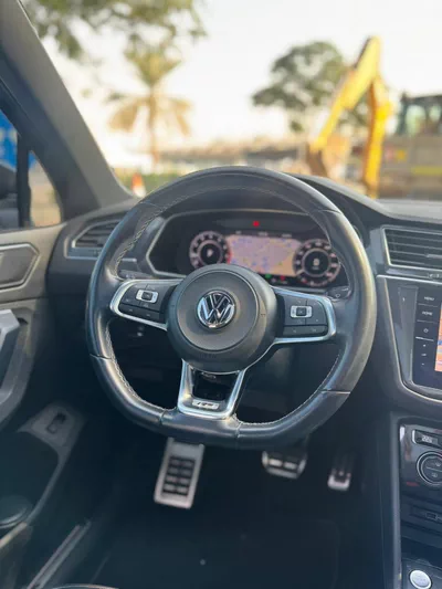 Volkswagen TIGUAN R-Line 2018-15