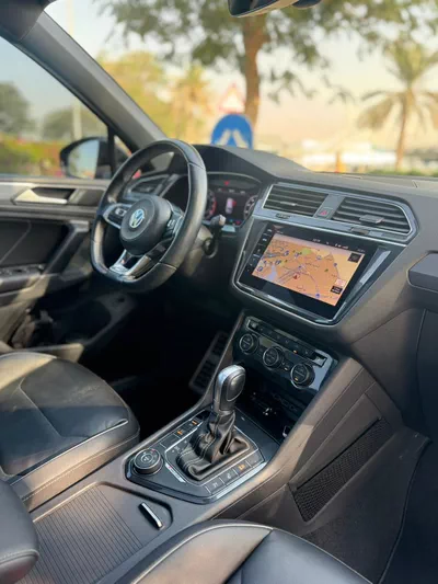 Volkswagen TIGUAN R-Line 2018-14