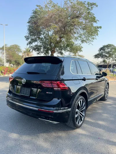 Volkswagen TIGUAN R-Line 2018-16