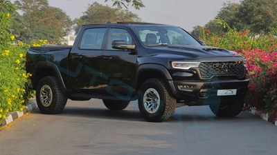 ( For Export / multiple colors ) 2026/2026 RAM 1500 RHO HURRICANE H.O 3.0TT GCC 0KM-3