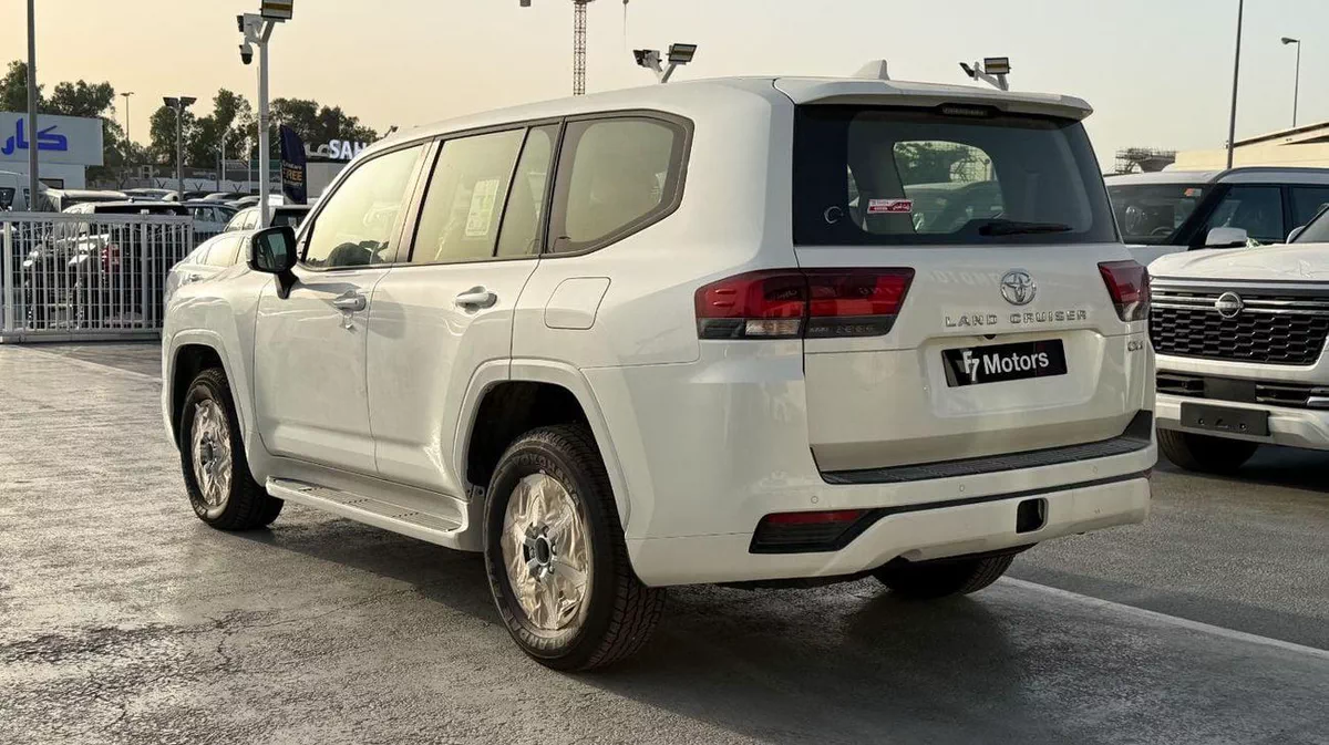 Toyota Land Cruiser GXR Toyota Land Cruiser GXR - 2026-17-0