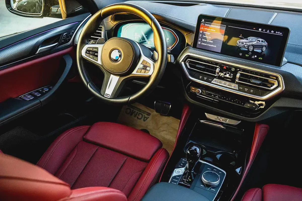 2025 BMW X4 xDrive30i M Sport Premium | 4,114 KM | 2 Years Warranty | AED 199,000-13-13