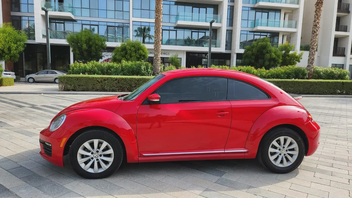 2019-Volkswagen Beetle -2.0L-4 Cyl-Excellent Condition-3-3