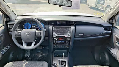 Toyota Fortuner EXR Toyota Fortuner / 2.4L V4 Diesel /  Climate Control / Only for Africa Special Price-12
