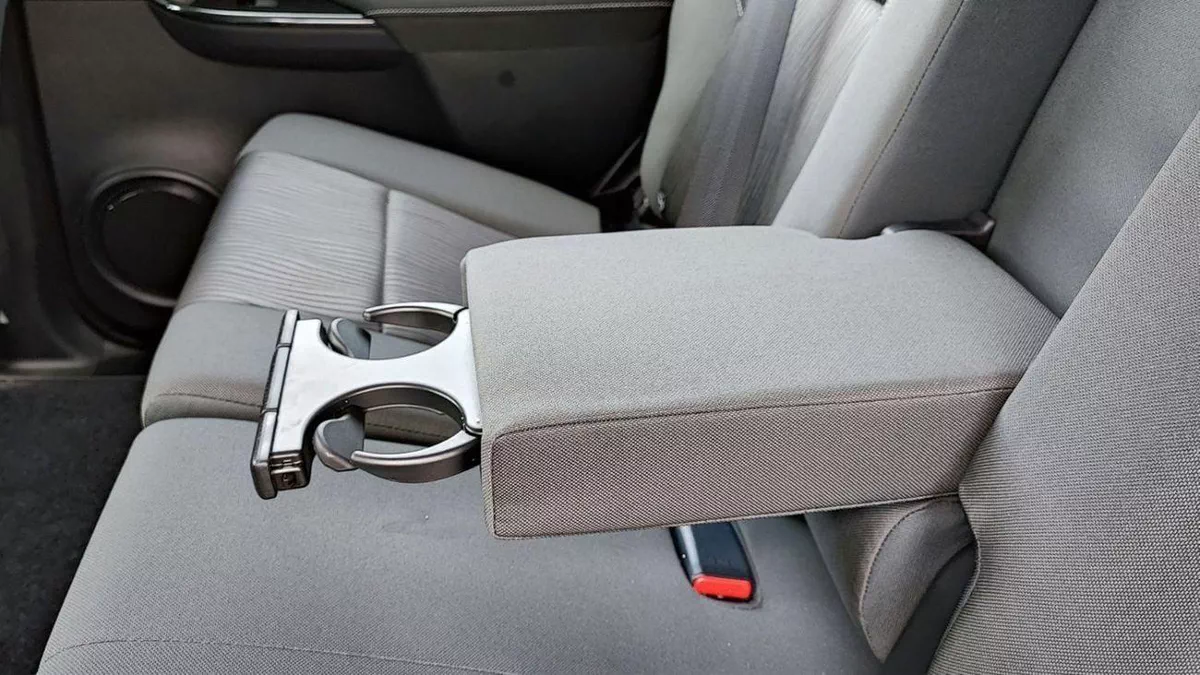 Toyota Fortuner EXR Toyota Fortuner / 2.4L V4 Diesel /  Climate Control / Only for Africa Special Price-20-0