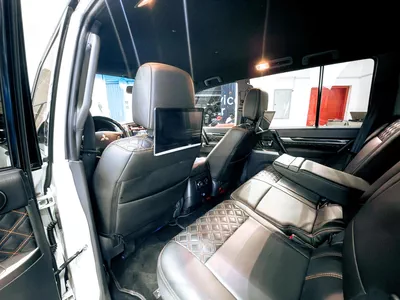 2020 Mitsubishi Pajero 3.8L V6 Signature Edition // EMI Starts from 1,500 AED-4