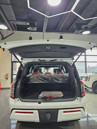 Nissan Patrol SE Platinum City 2026 - GCC Specs - New-9
