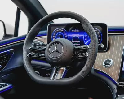 MERCEDES EQE 500 4MATIC - BRAND NEW  - CHINESE SPEC - 2025-10