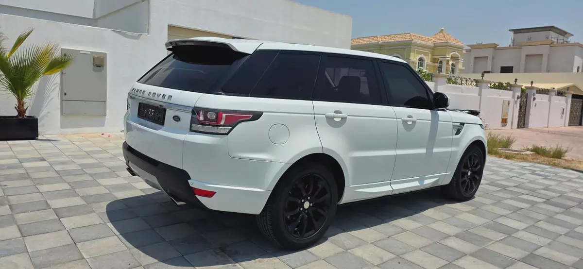 2015 Range Rover Sport HSE Supercharge-Excellent Condition-Full Service History-5-5