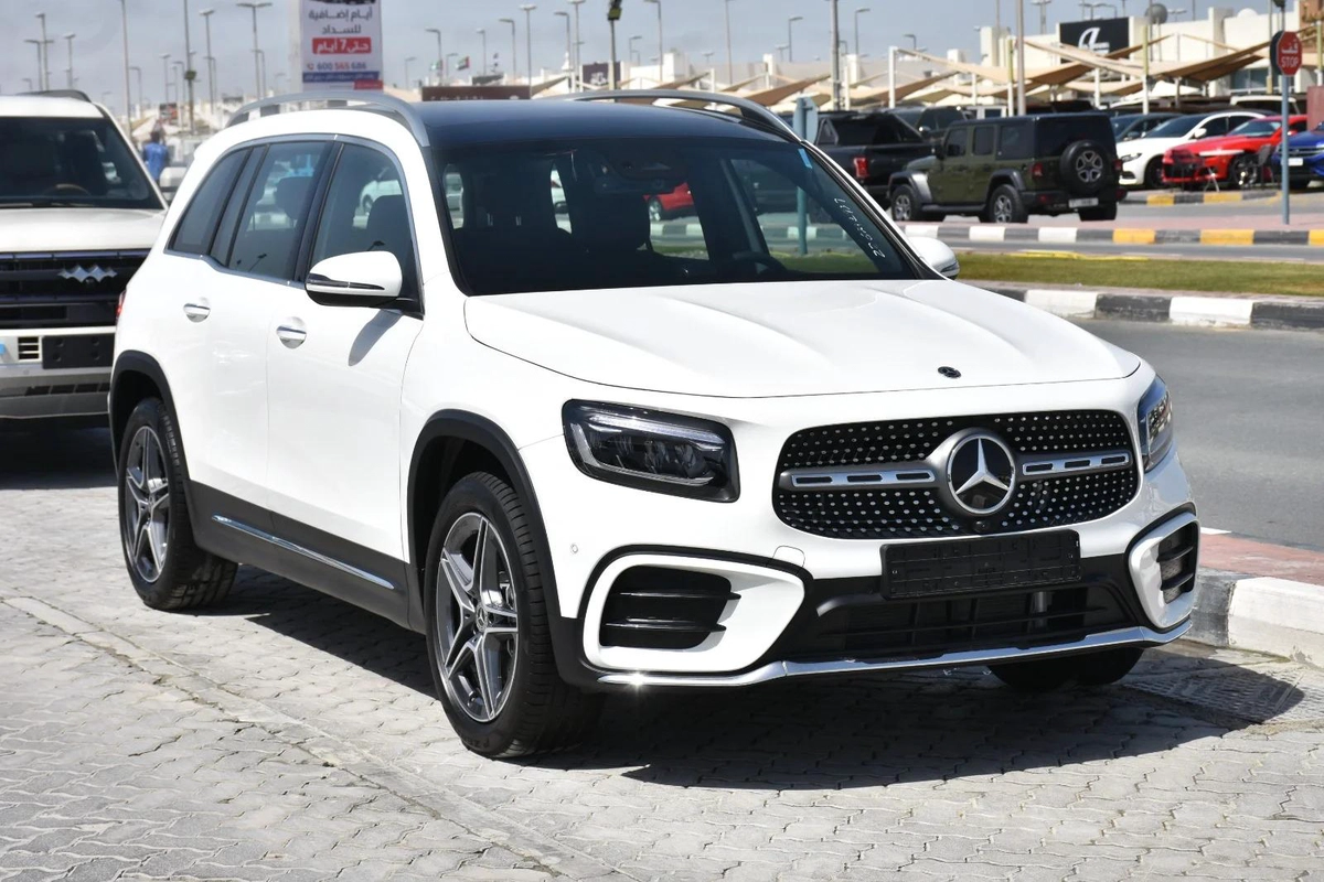 MERCEDES BENZ GLB250 AMG 4MATIC 2025 | WHITE
