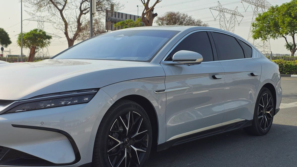 BYD HAN Platinum (White 4k)-3-3