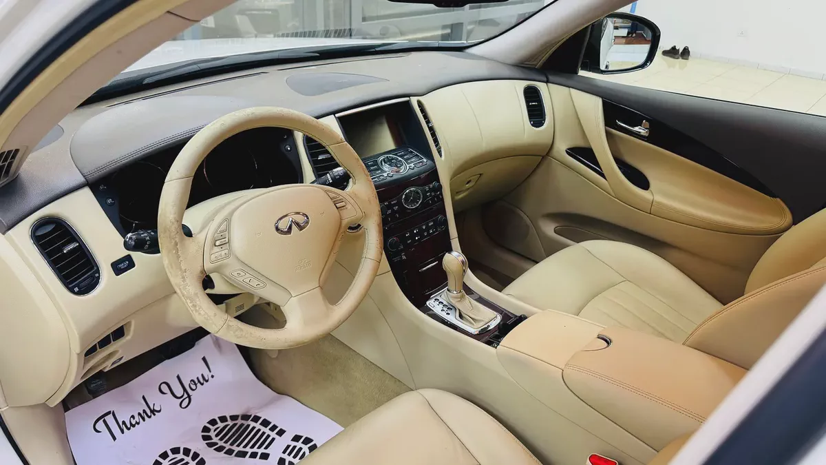 Well Maintained 2015 Infiniti QX50 Luxury | GCC Specs 1 st Owner-9-9