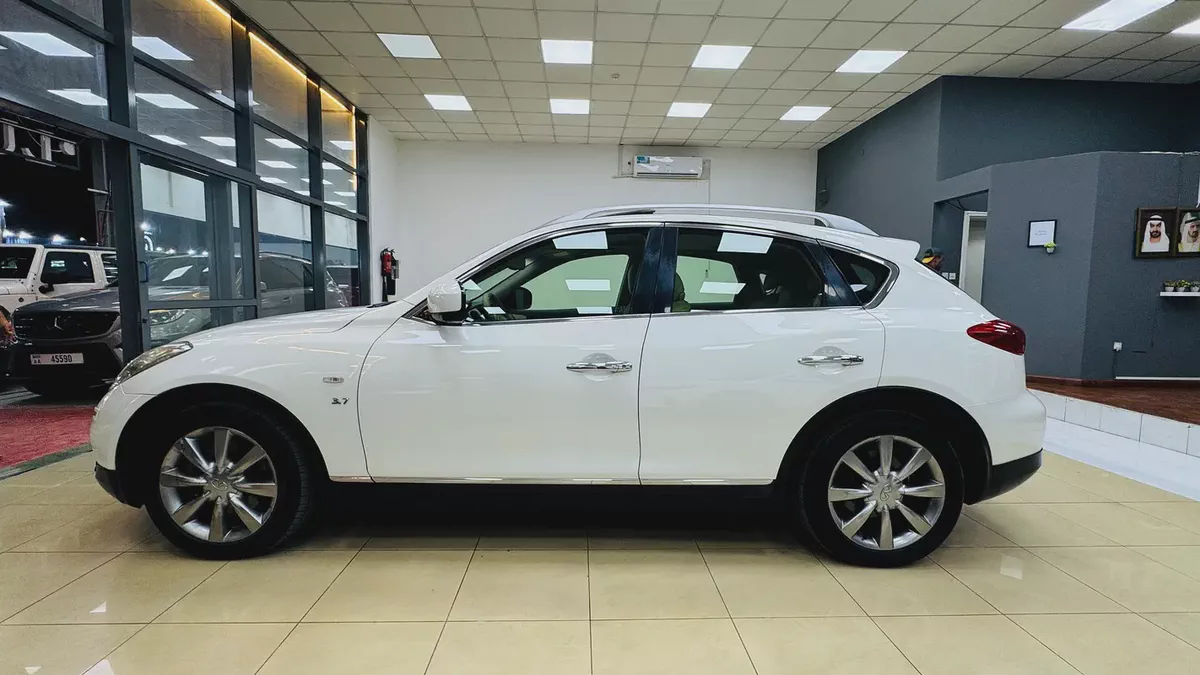Well Maintained 2015 Infiniti QX50 Luxury | GCC Specs 1 st Owner-6-6