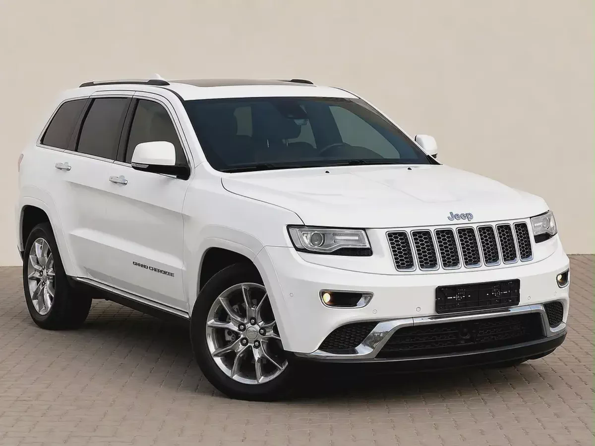 Jeep Grand Cherokee Summit 2015 GCC Specs-1-1