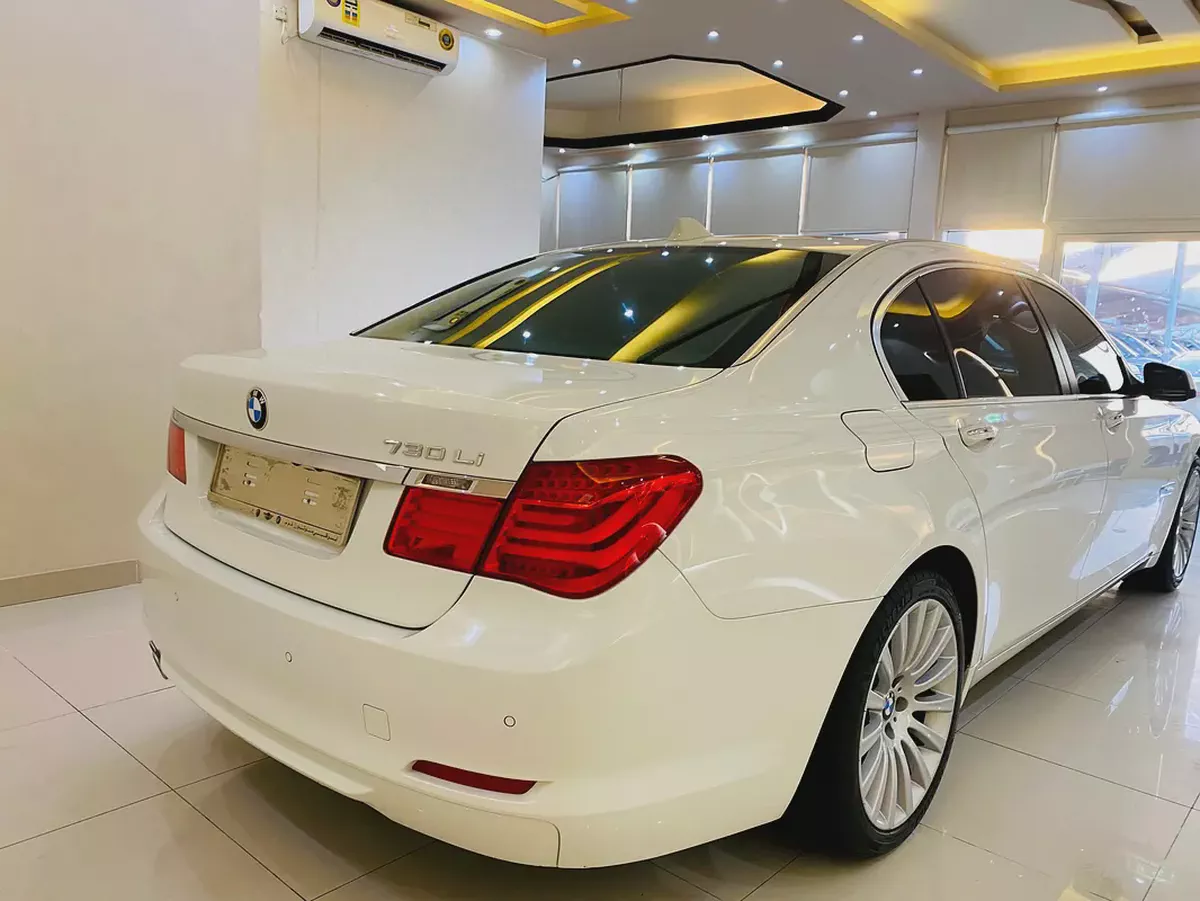 للبيع BMW 739LI موديل 2012 مواصفات خليجية 25000 km-6-6