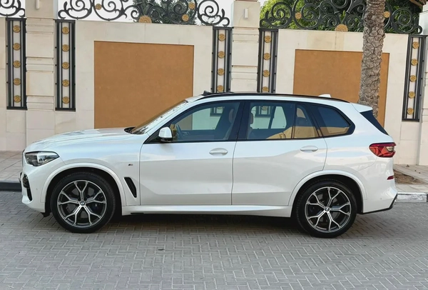 BMW X5 2019-106000KM-GCC Specs - Excellent Condition