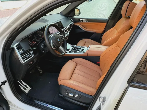 BMW X5 2019-106000KM-GCC Specs - Excellent Condition