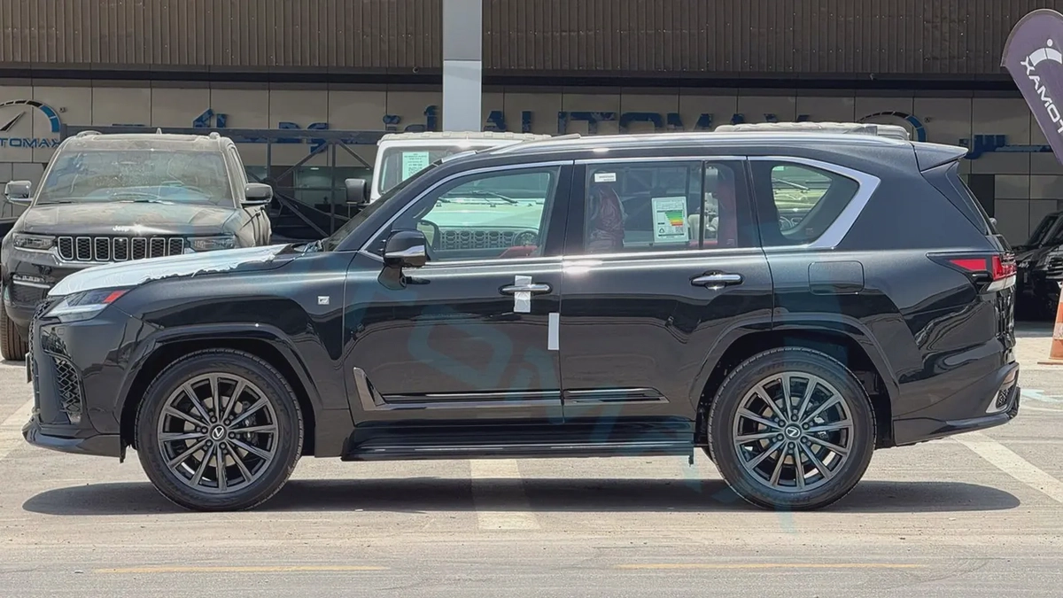 ( Only For Export ) 2026/2026 Lexus LX 600 F Sport 3.5TT V6 AWD GCC BRAND NEW-19-19