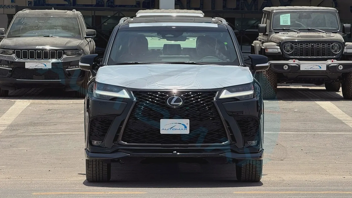 ( Only For Export ) 2026/2026 Lexus LX 600 F Sport 3.5TT V6 AWD GCC BRAND NEW-2-2
